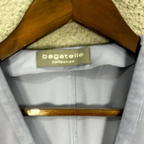 Bagatelle top womens small blue faux suede accent v neck boxy flowy casual‎ - Picture 2 of 8